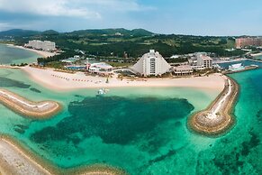 Sheraton Okinawa Sunmarina Resort