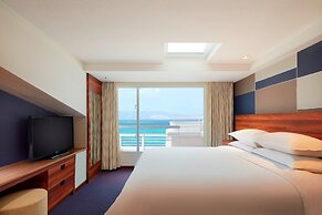 Sheraton Okinawa Sunmarina Resort