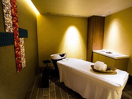 Sheraton Okinawa Sunmarina Resort