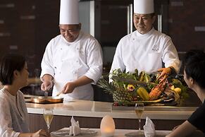 Sheraton Okinawa Sunmarina Resort