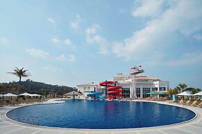 Sheraton Okinawa Sunmarina Resort