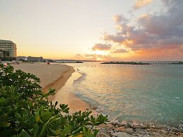 Sheraton Okinawa Sunmarina Resort