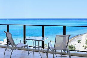 Sheraton Okinawa Sunmarina Resort