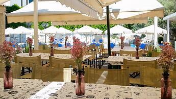 Cleopatra Hotel