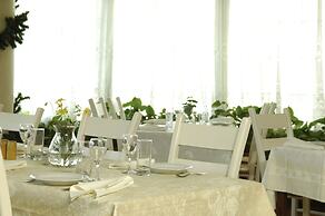 Cleopatra Hotel