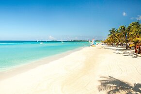 Couples Swept Away All Inclusive