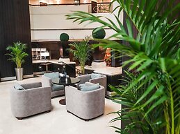 Mövenpick Grand Al Bustan Dubai