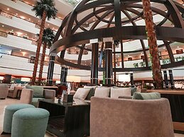 Mövenpick Grand Al Bustan Dubai