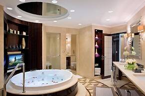 Mövenpick Grand Al Bustan Dubai