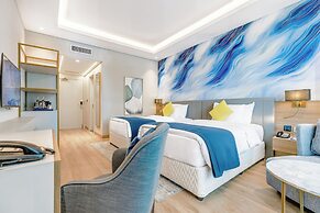 Mövenpick Grand Al Bustan Dubai
