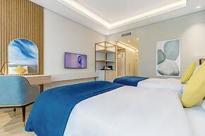 Mövenpick Grand Al Bustan Dubai