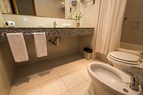 Armon Suites Hotel
