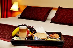 Armon Suites Hotel