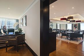 Towers Rotana