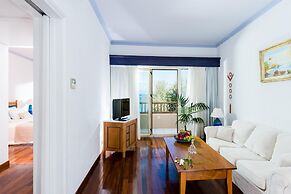 Leptos Panorama Hotel