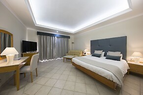 Paradise Bay Resort