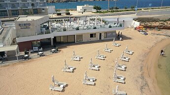 Paradise Bay Resort