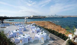 Paradise Bay Resort