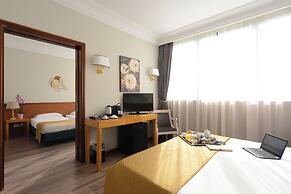 Hotel The Brand