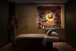 Disney's Grand Californian Hotel and Spa