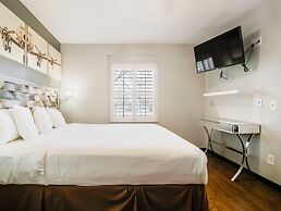 Lions Gate Hotel