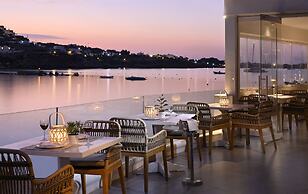 Petinos Beach Hotel