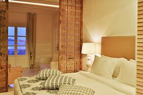 Petinos Beach Hotel
