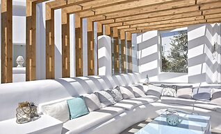 Petinos Beach Hotel
