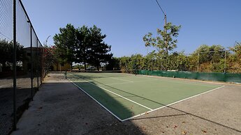 Karavados Beach