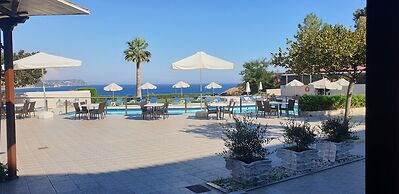 Karavados Beach