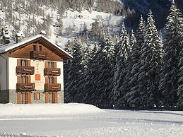 Lo Scoiattolo Hotel