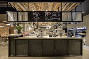 MOXY Berlin Humboldthain Park