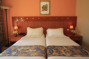 The Kairaba Beach Hotel