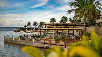 Blue Waters Resort & Spa