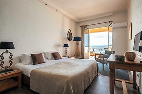 Surplage Hôtel Cavalière