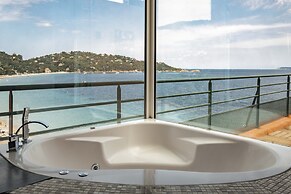 Surplage Hôtel Cavalière