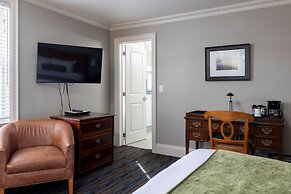 Sherwood Inn