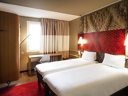 ibis Paris Défense Courbevoie