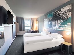 B&B HOTEL Wuppertal-City
