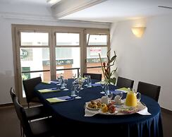 Hotel Subur