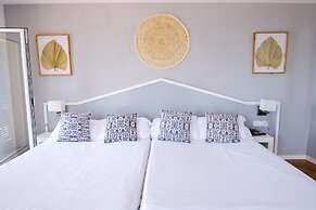 Hotel Subur