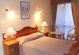 Cornucopia Hotel