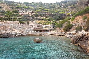 Boutique Hotel Torre di Cala Piccola