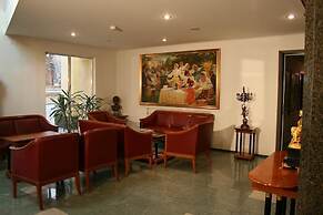 Hotel Academy
