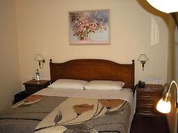 Hotel Academy