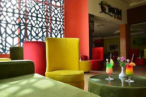 Parrotel Beach Resort