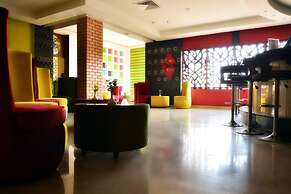 Parrotel Beach Resort