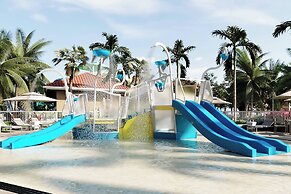 The Ritz-Carlton Naples, Tiburón
