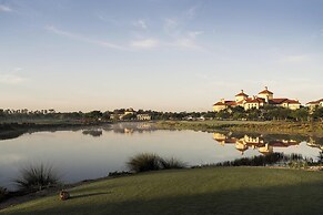 The Ritz-Carlton Naples, Tiburón