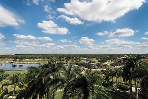The Ritz-Carlton Naples, Tiburón